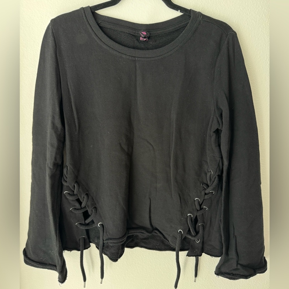 Tie-Knots Sweater